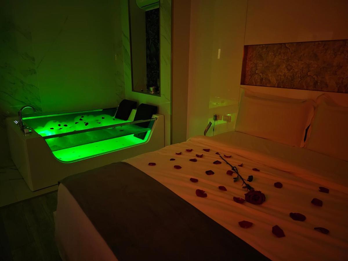 Colt De Rai Resita Bed and Breakfast Εξωτερικό φωτογραφία