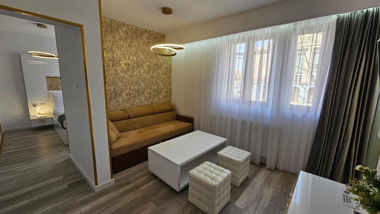 Colt De Rai Resita Bed and Breakfast Εξωτερικό φωτογραφία