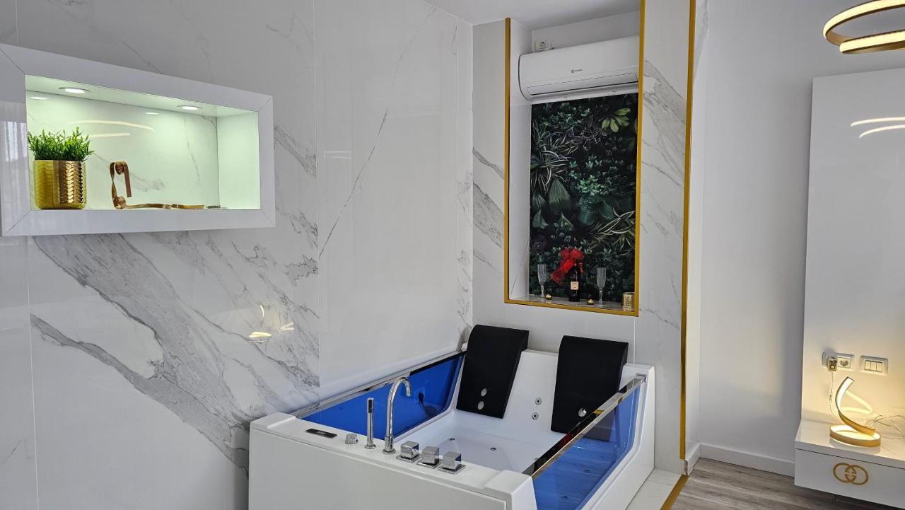 Colt De Rai Resita Bed and Breakfast Εξωτερικό φωτογραφία