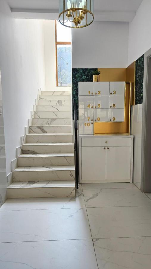 Colt De Rai Resita Bed and Breakfast Εξωτερικό φωτογραφία