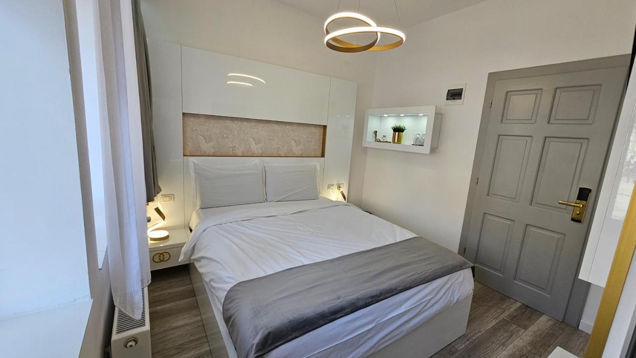 Colt De Rai Resita Bed and Breakfast Εξωτερικό φωτογραφία